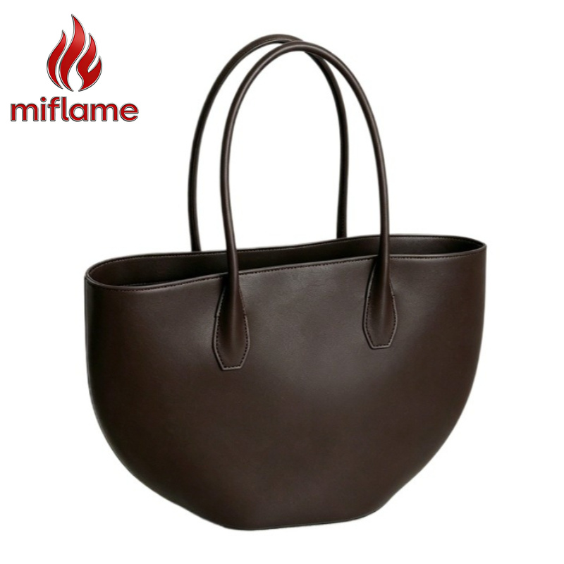 Structured Handbag Top Handle - レディース ショルダー トートバッグ 高級 ハーフムーン 本革