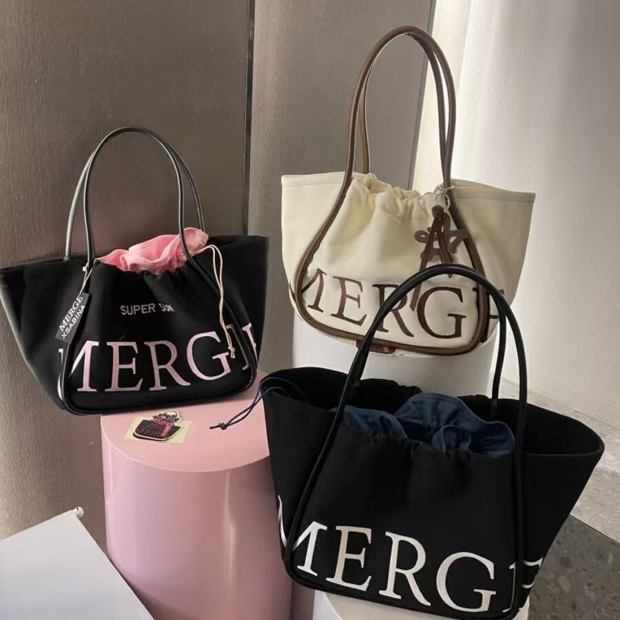 タイカウボーイ大容量トートバッグ 2025 新スタイルレター - Luxury Bags In Thailand のレビューと価格