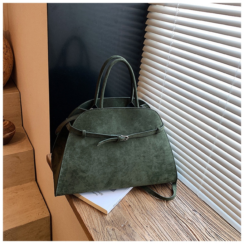 トップハンドルとベルトのディテールが付いた構造化されたドーム - Structured Handbag Top Handle のレビューと価格