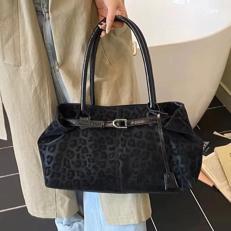 レオパード柄PUレザーショルダーバッグ レディース 2026 - Luxury Bags 2026 Trends のレビューと価格