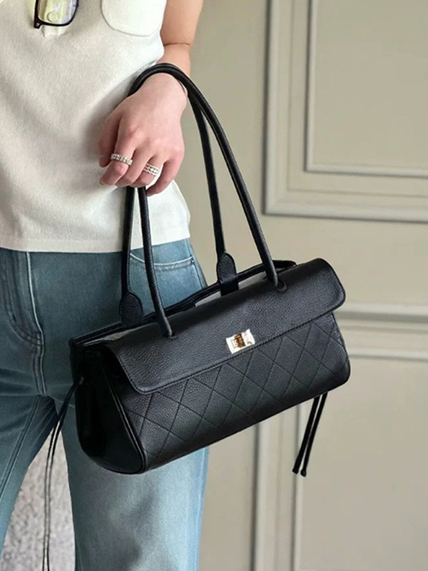 CLAREGQI 2026 新品 本革 キルティング ショル - Structured Handbag Top Handle のレビューと価格